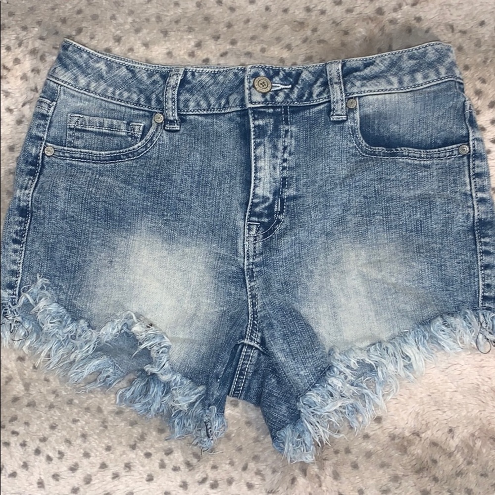 Light wash jean shorts